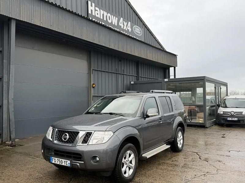 Gris Occasion 2011 Nissan Pathfinder SUV | 12 990 € - Image 1/4