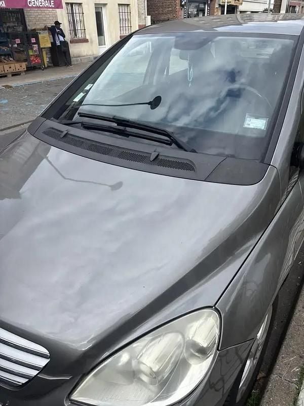 Utilisé 2008 Mercedes B200 Edition Monospace | 2 800 € (Prix cher) - Image 1/4