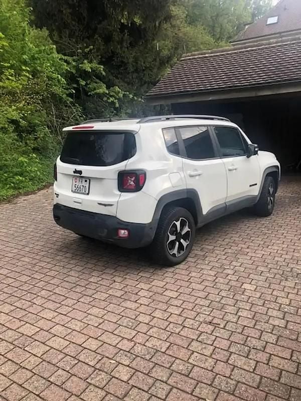 Occasion Jeep Renegade Trailhawk 179 ch (131 kW) 2022 Blanc SUV