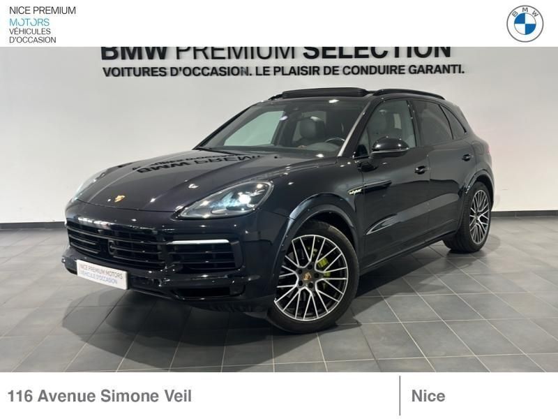 Noir intense Utilisé 2021 Porsche Cayenne SUV | 69 495 € - Image 1/4