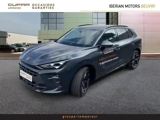 Gris Utilisé 2025 Cupra Terramar SUV | 48 980 € - Image 1/4
