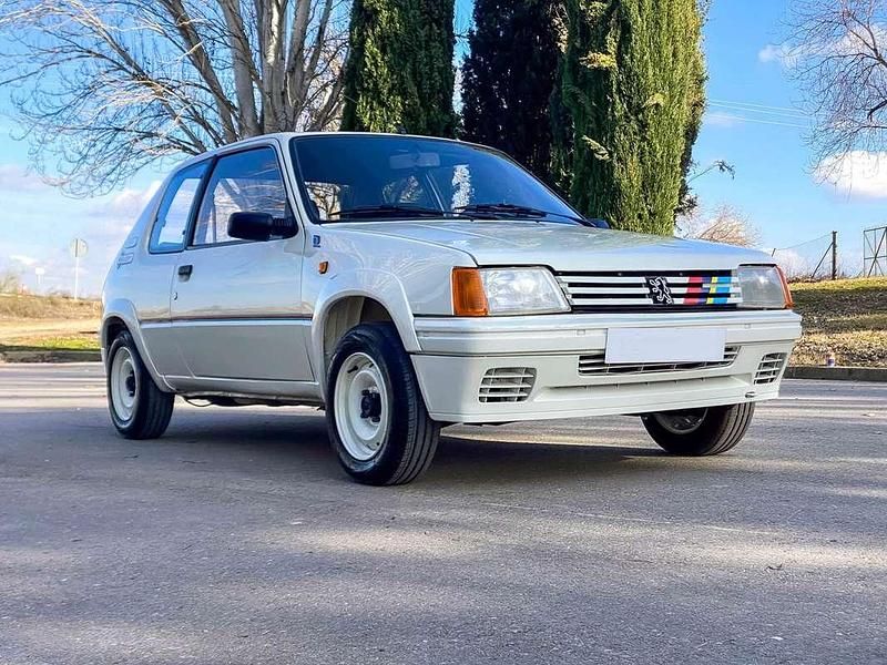 Occasion Peugeot 205 102 ch (75 kW) 1990 Blanc Berline