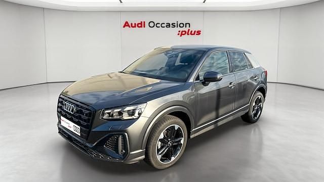 Gris daytona nacré Occasion 2025 Audi Q2 S-Line SUV | 38 458 € - Image 1/4