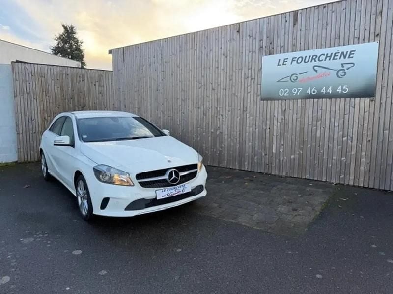 Blanc Occasion 2017 Mercedes A180 Berline | 13 990 € (Prix juste) - Image 1/4
