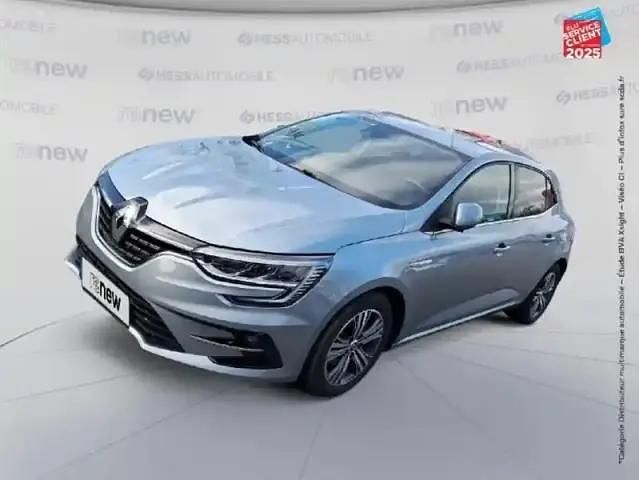 Gris baltique Utilisé 2020 Renault Mégane IV Intens Berline | 17 999 € (Prix juste) - Image 1/4