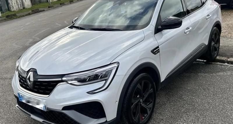 Noir Occasion 2021 Renault Arkana RS Line SUV | 16 990 € (Prix juste) - Image 1/4