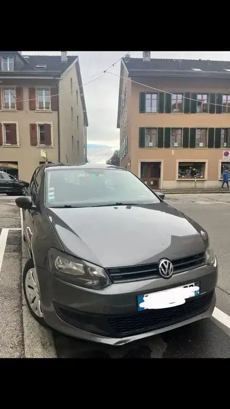 Gris Utilisé 2010 VW Polo Citadine | 5 000 € (Prix juste) - Image 1/4