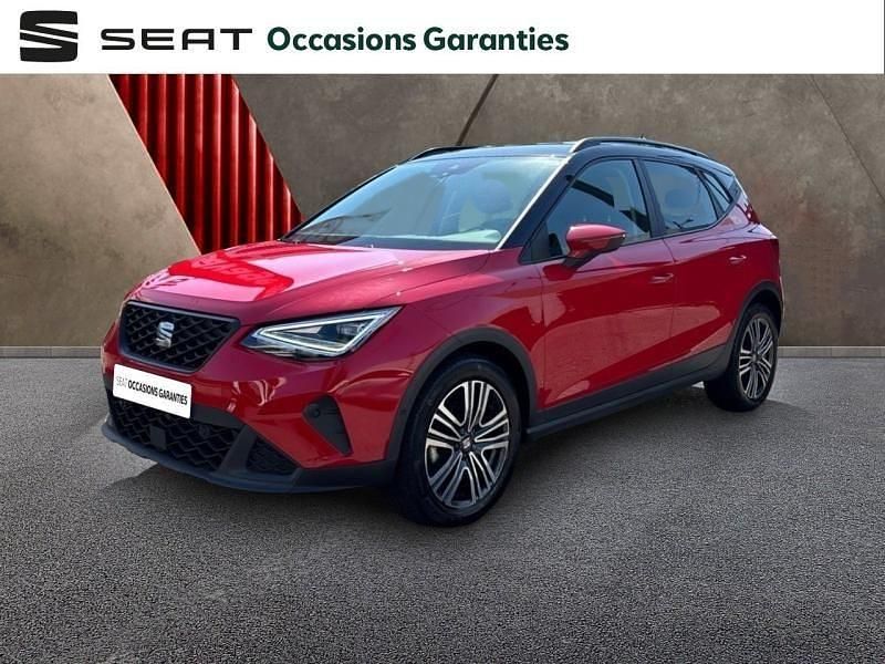 Rouge passion/toit noir minuit métal Utilisé 2023 Seat Arona SUV | 16 900 € (Prix juste) - Image 1/4