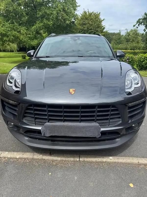 Gris Utilisé 2016 Porsche Macan SUV | 35 000 € (Prix juste) - Image 1/4