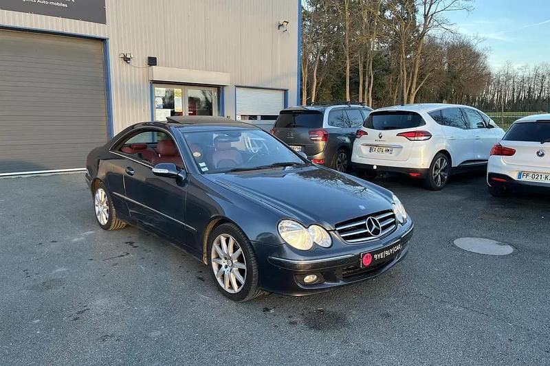 Occasion Mercedes CLK320 Avantgarde 224 ch (164 kW) 2008 Gris Coupé