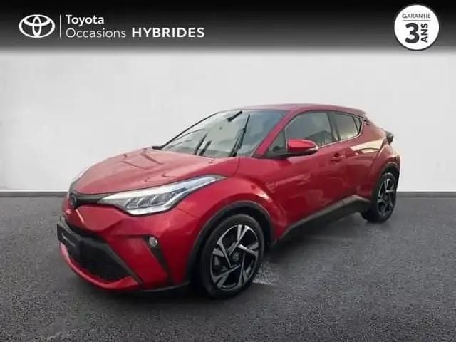 Rouge intense métallisé Occasion 2023 Toyota C-HR Design SUV | 25 480 € (Prix juste) - Image 1/4