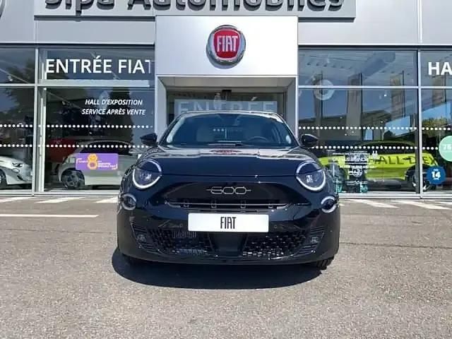 Occasion Fiat 600 110 ch (80 kW) 2025 Noir onyx Berline