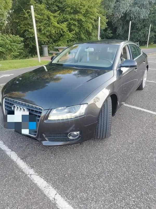 Occasion 2011 Audi A5 Coupé | 10 750 € (Prix juste) - Image 1/4