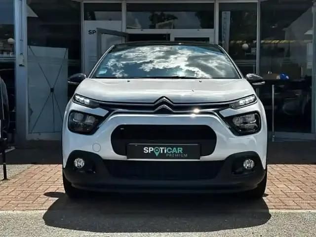 Occasion Citroën C3 PureTech 2023 Blanc banquise (o)  noir perla nera Berline
