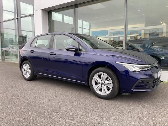 Utilisé 2024 VW Golf VIII | 25 900 € (Bon prix) - Image 1/3