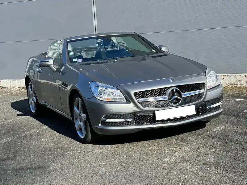 Utilisé 2011 Mercedes SLK200 Cabriolet | 13 990 € - Image 1/4