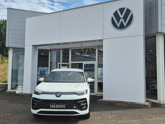 Utilisé 2025 VW Tayron R-line SUV | 56 989 € (Prix juste) - Image 1/3