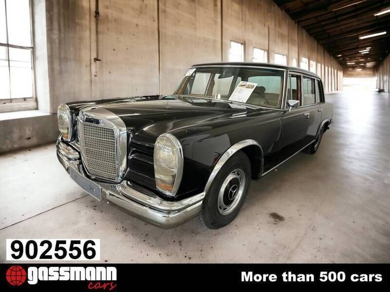 Noir Utilisé 1970 Mercedes 600 Berline | 89 900 € - Image 1/4