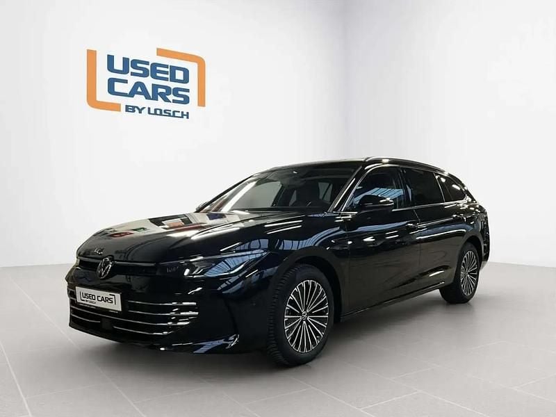 Noir Occasion 2025 VW Passat Elegance Break | 37 990 € (Prix juste) - Image 1/4