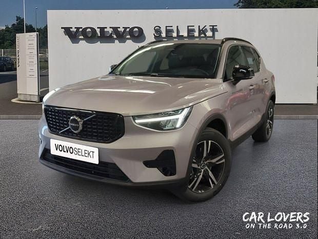 Gris Utilisé 2025 Volvo XC40 SUV | 42 900 € (Prix cher) - Image 1/4