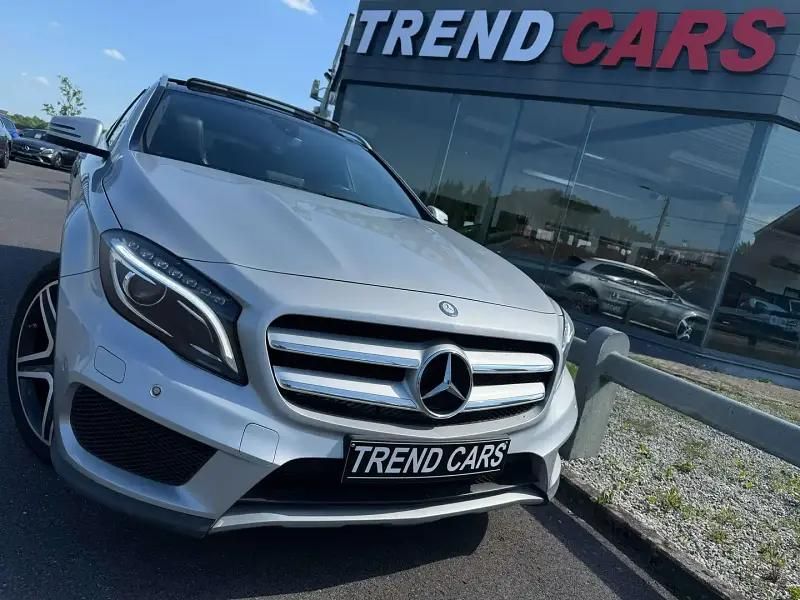 Gris Utilisé 2017 Mercedes GLA200 AMG SUV | 21 999 € (Bon prix) - Image 1/4