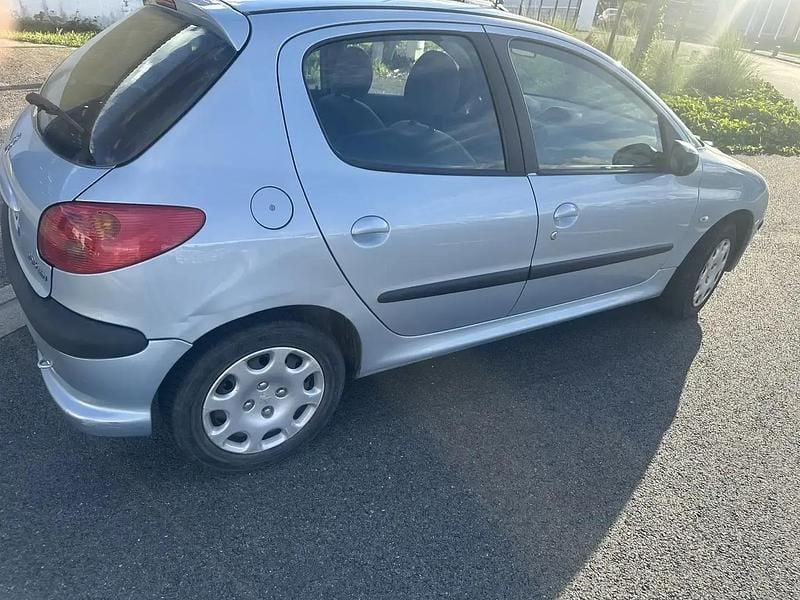 Utilisé 2005 Peugeot 206 Berline | 3 500 € (Prix assez cher) - Image 1/4