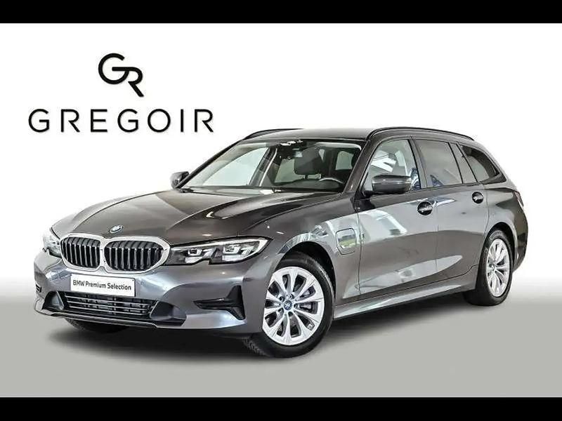 Gris Utilisé 2022 BMW 320e Break | 30 700 € (Prix juste) - Image 1/4