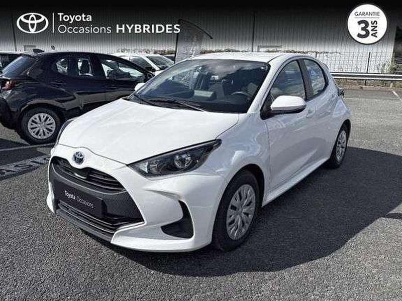 Utilisé 2023 Toyota Yaris Hybrid Berline | 18 990 € (Prix juste) - Image 1/1