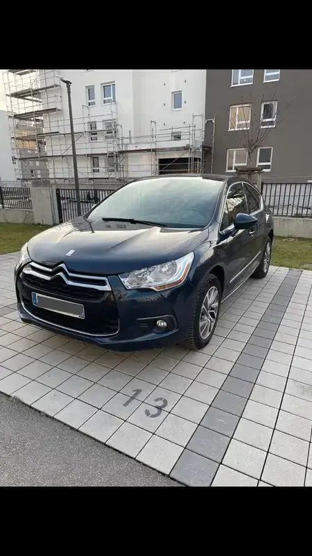 Utilisé 2014 Citroën DS4 So Chic Citadine | 8 990 € - Image 1/4