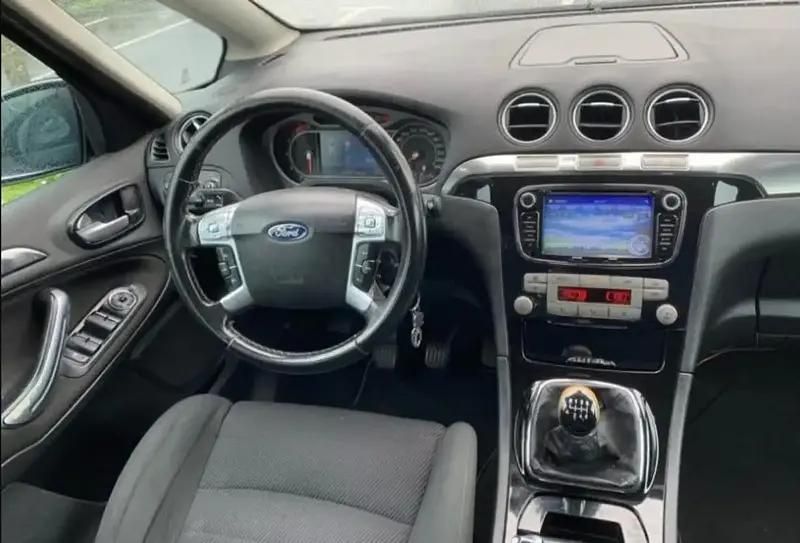 Noir Utilisé 2010 Ford S-MAX Titanium Monospace | 5 500 € (Prix juste) - Image 1/4