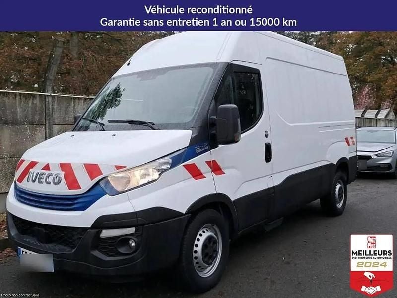 Occasion Iveco Daily 136 ch (100 kW) 2018 Blanc Van