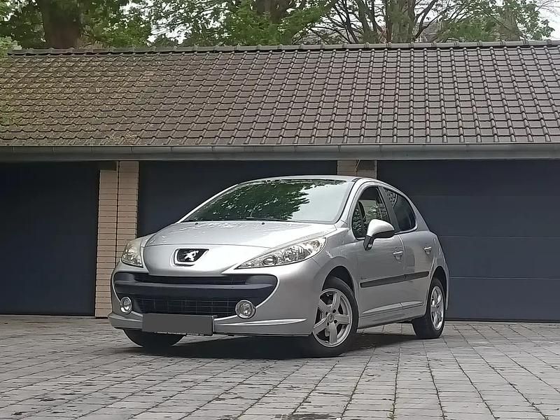 Occasion 2009 Peugeot 207 Premium Berline | 3 590 € (Prix juste) - Image 1/4
