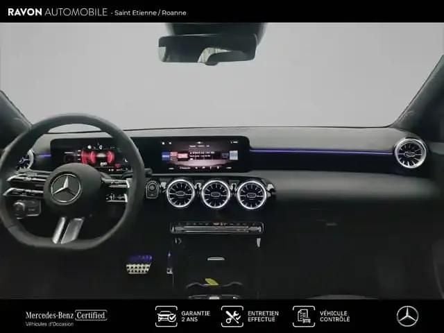 Occasion Mercedes A200 2023 Mountaingrau  met. Berline