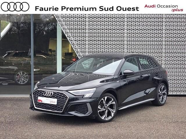 Noir mythe métallisé Utilisé 2023 Audi A3 S-Line | 30 990 € (Prix juste) - Image 1/4