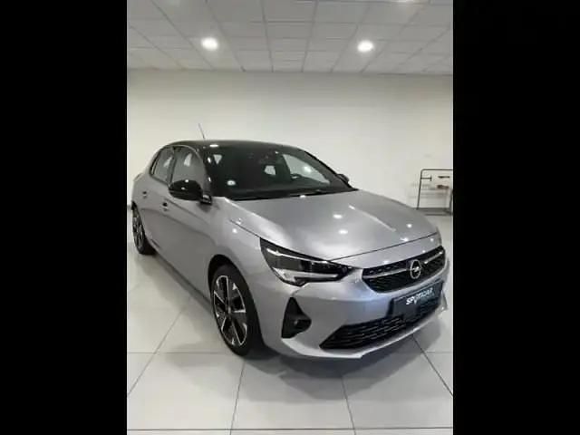 Occasion Opel Corsa GS Line 2022 Gris quartz métallisé Berline