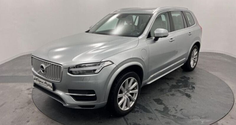 Gris Utilisé 2017 Volvo XC90 Inscription SUV | 41 900 € (Bon prix) - Image 1/4
