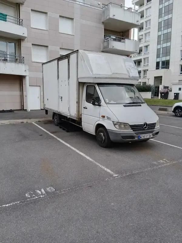 Utilisé 2001 Mercedes Sprinter Van | 9 200 € - Image 1/4