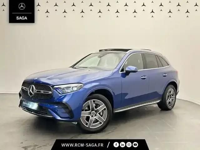 Bleu clair Occasion 2024 Mercedes GLC300 AMG line SUV | 67 900 € - Image 1/4