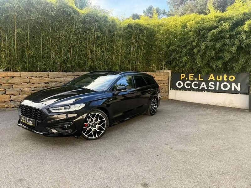 Noir Utilisé 2022 Ford Mondeo ST-Line Berline | 21 990 € (Prix juste) - Image 1/4