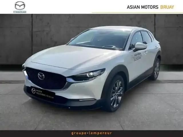 Ceramic white métallisé Utilisé 2025 Mazda CX-30 Center-Line SUV | 34 180 € (Prix cher) - Image 1/4