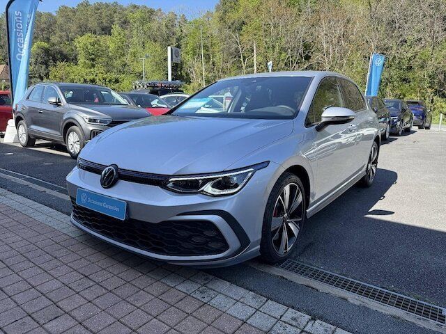 Utilisé 2023 VW Golf VIII GTE | 28 990 € (Prix juste) - Image 1/4