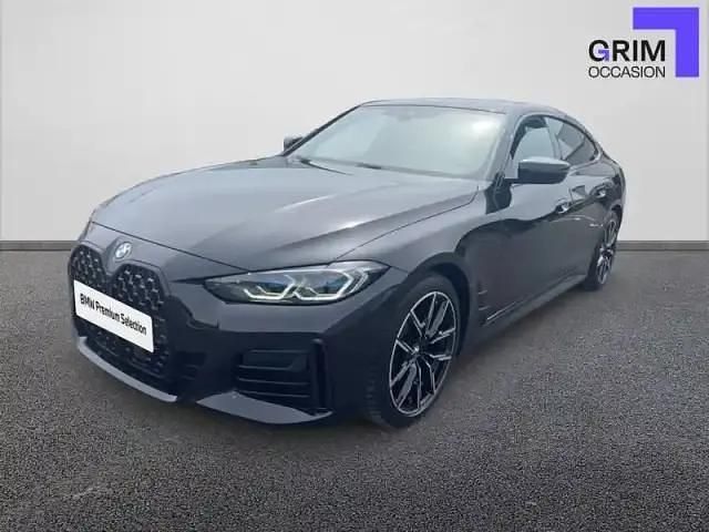 Black sapphire metallic Utilisé 2024 BMW 420 Comfort Edition Coupé | 44 490 € (Super prix) - Image 1/4