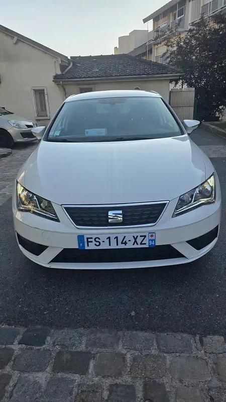 Blanc Utilisé 2018 Seat Leon Style Berline | 14 899 € (Prix assez cher) - Image 1/4