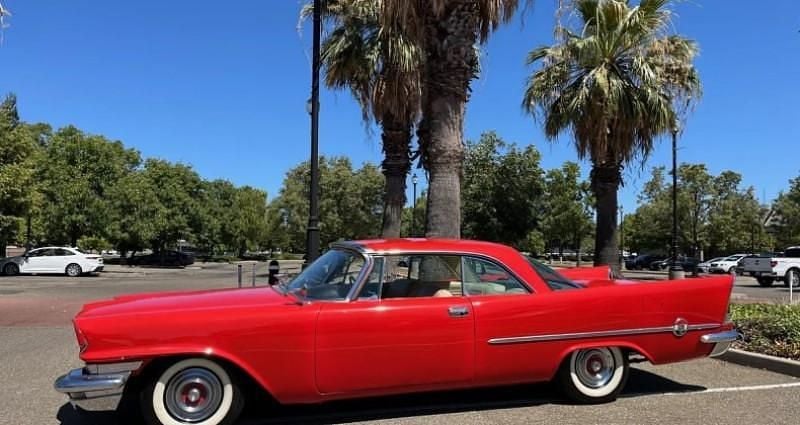 Occasion 1956 Chrysler 300C | 48 500 € - Image 1/4