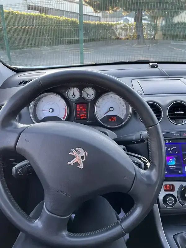 Utilisé 2014 Peugeot 308 Active Berline | 6 500 € (Bon prix) - Image 1/4