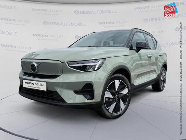 Vert Nouvelle 2025 Volvo XC40 SUV | 43 990 € (Prix juste) - Image 1/4