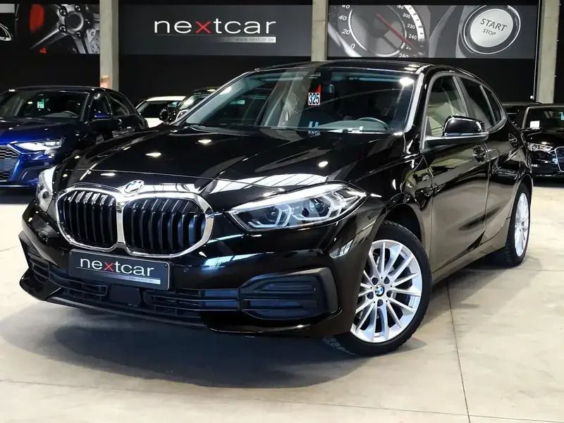 Noir Utilisé 2021 BMW 118 Sport Line Citadine | 23 190 € (Super prix) - Image 1/4