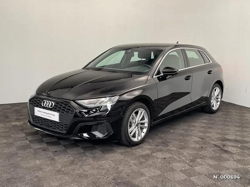 Noir Utilisé 2023 Audi A3 Design | 25 990 € (Prix juste) - Image 1/4