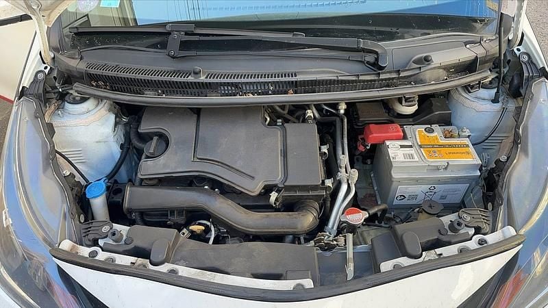 Occasion Toyota Aygo X-play 69 ch (50 kW) 2017 Blanc Citadine