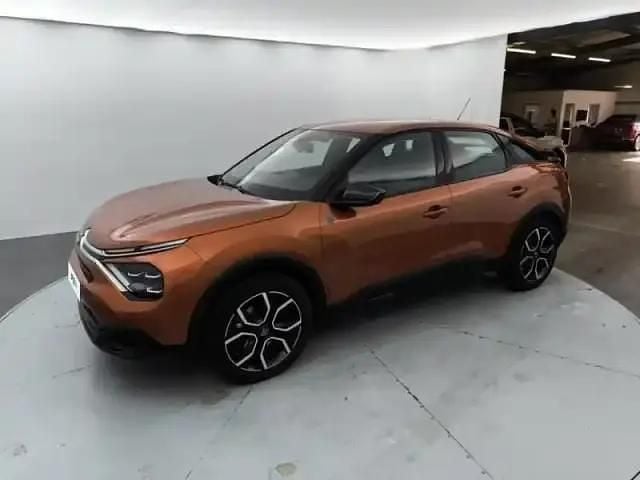 Orange Utilisé 2021 Citroën e-C4 Business Class Berline | 15 759 € (Prix juste) - Image 1/4